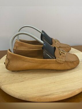 Tory Burch Kendrick Tan Leather Driving Loafers Flats Women’s Size 7M Comfort